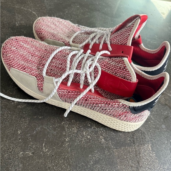 $159 NEW! - Adidas Pharrell Scarlet - Tennis HU v2 - 10.5 - Picture 4 of 12